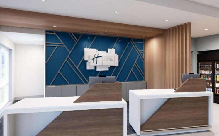 Holiday Inn Express & Suites - Hawaiian Gardens By Ihg Екстериор снимка