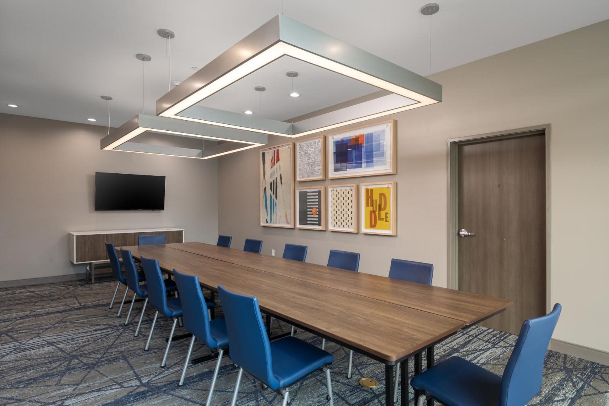 Holiday Inn Express & Suites - Hawaiian Gardens By Ihg Екстериор снимка